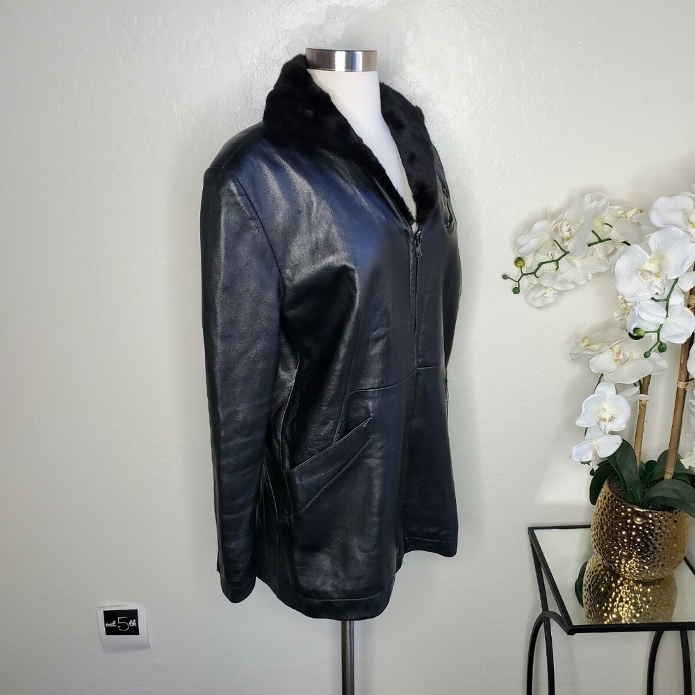 Givenchy Cuir Vintage Black Leather Jacket - Picture 2 of 9